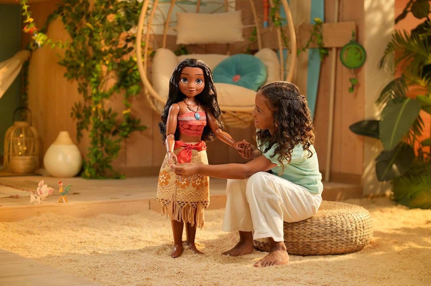 Disney Princess Vaiana, grande poupée de jeu de Jakks Pacific de 80 cm, jolie poupée, avec une brosse à la main dans ses serrures bien fermées, pour un vêtement inspiré du film, porte-clés avec crochets