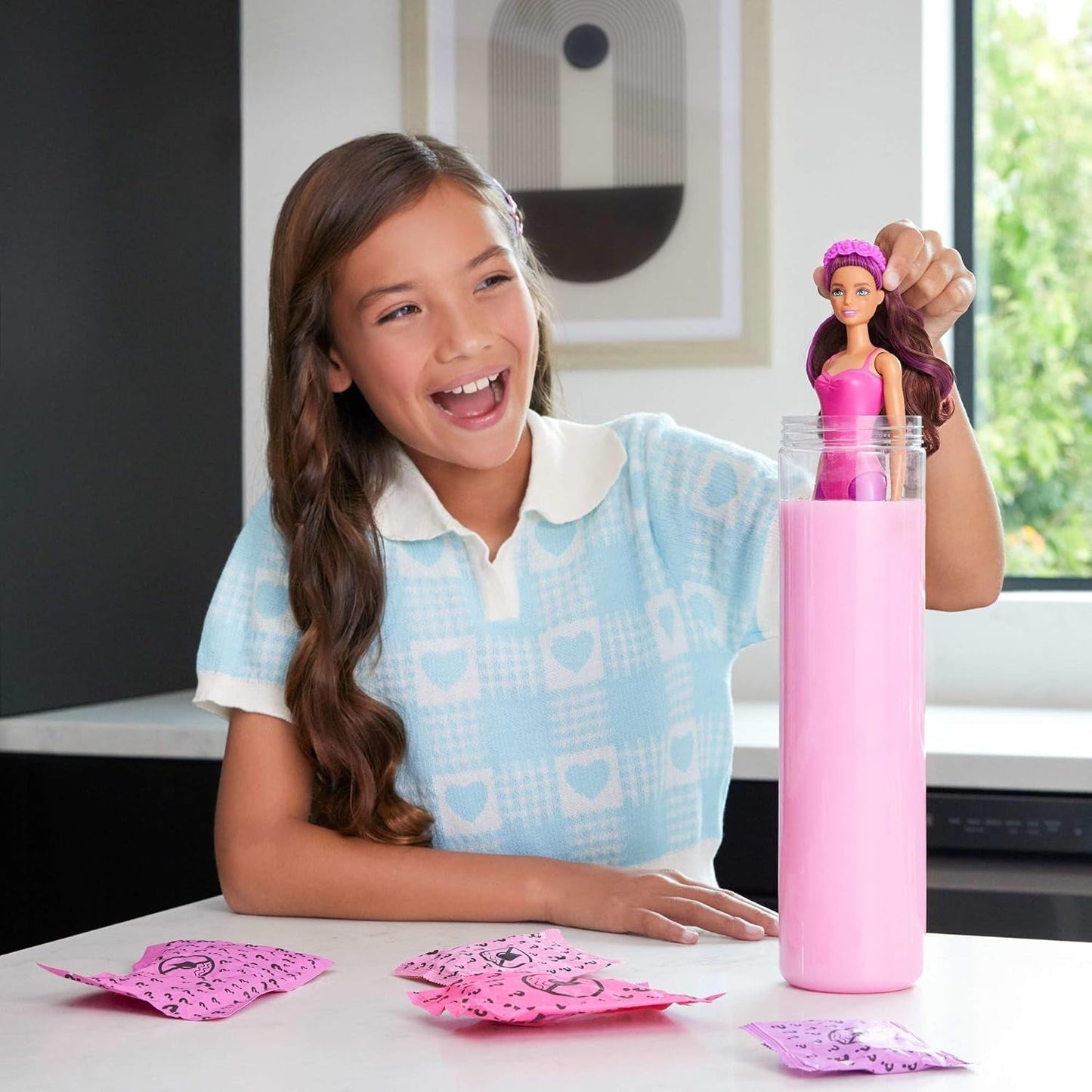 Poupée et accessoires Barbie Color Reveal, série Ballerine, 6 surprises à déballer, y compris changement de couleur, inspirées de la principale tendance du ballet (les styles peuvent varier), poupées HRK17 Naty Shop