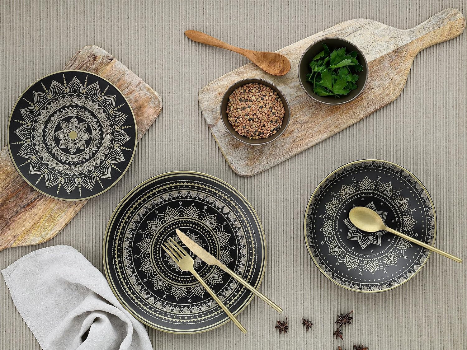 CreaTable, 23588, Série MANDALA GOLD - Noir, Service de table 12 pièces, Service d'assiettes en porcelaine, Passe au lave-vaisselle et au micro-ondes, Fabrication de qualité