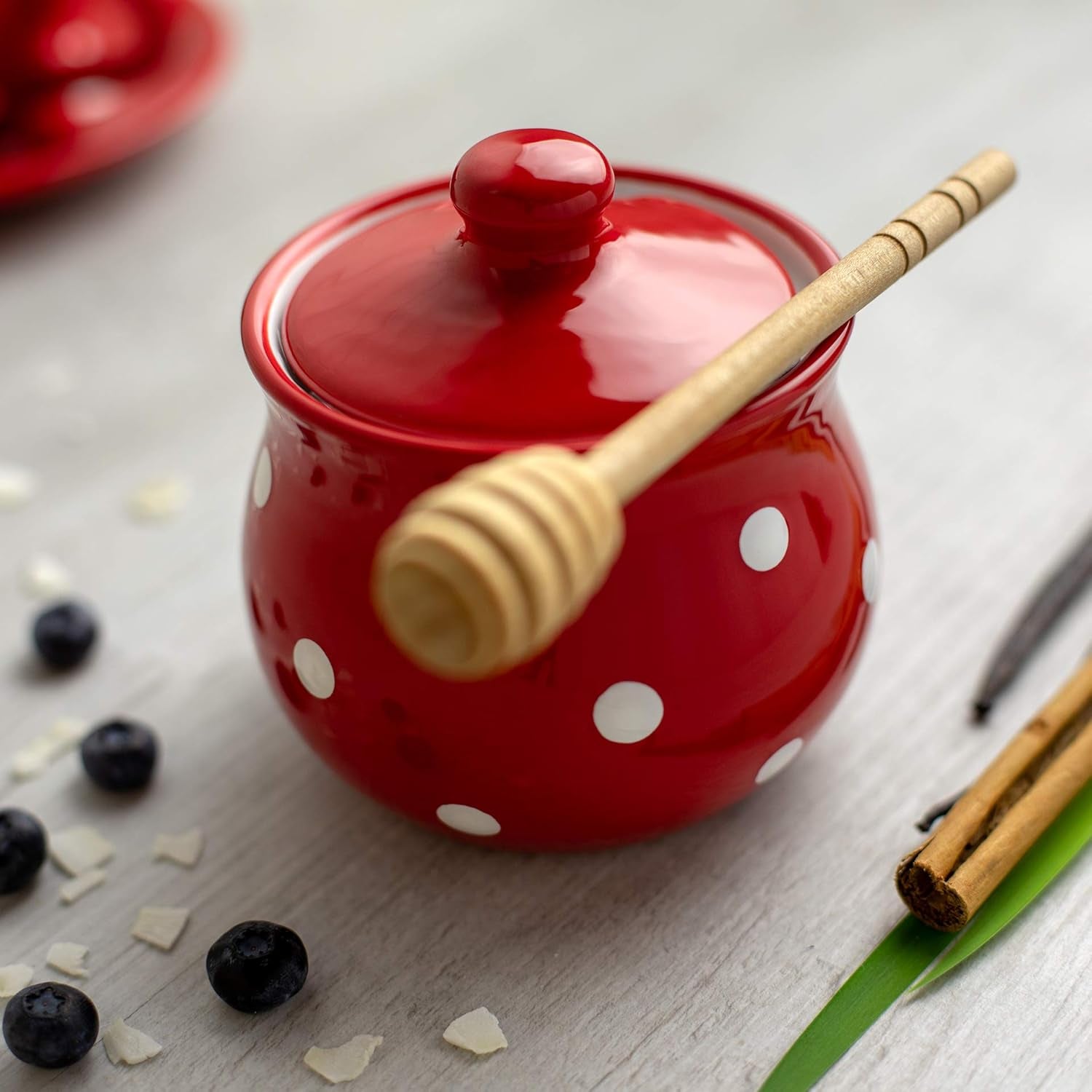 City to Cottage® - Grand service à thé | Rouge et Blanc | Points | Fait à la main | Théière en céramique 1,7 litres, pot à lait, sucrier