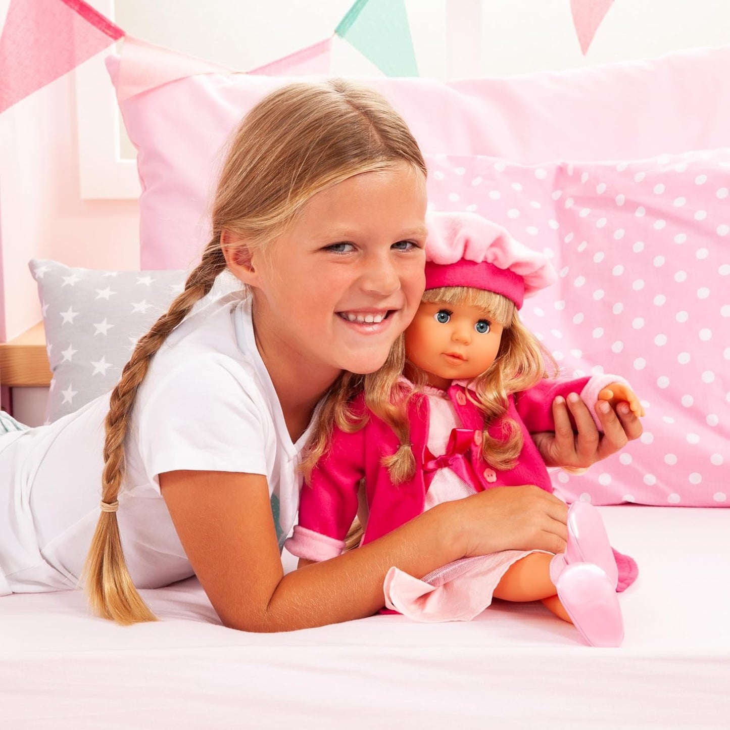 Bayer Design 94635AA Charlene Poupée interactive fonctionnelle avec cheveux et yeux endormis, parle et chante 90 phrases, 2 poèmes et 8 chansons, 46 cm, rose