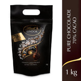 Boules de chocolat extra noir Lindt LINDOR et boules de chocolat crème aux fraises LINDOR | Sac refermable de 1 kg | env. 80 boules de chocolat blanc à la crème de fraise