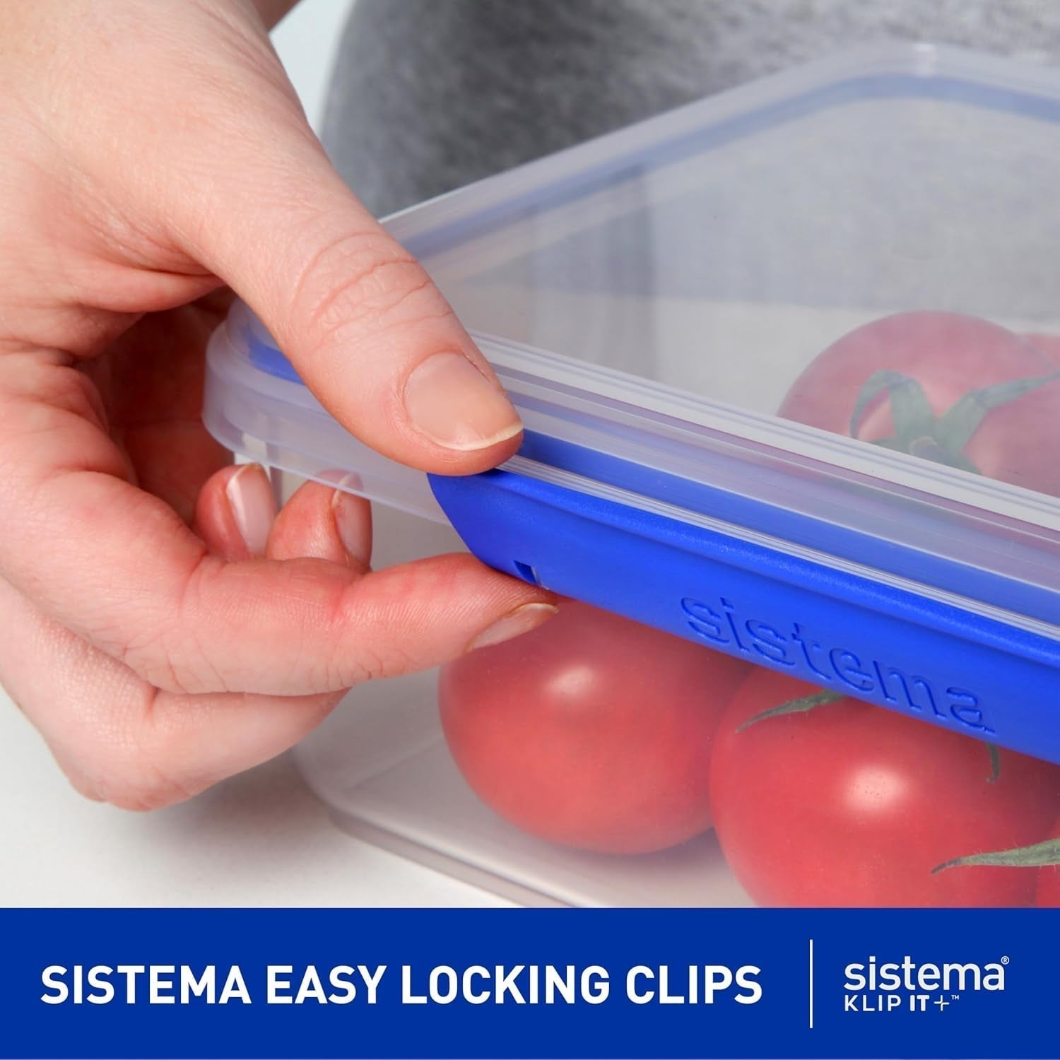 Pot pour le stockage des aliments KLIP IT System | 9,67 litres | Pot de conservation empilable et hermétique avec couvercle, adapté au réfrigérateur/congélateur | Plastique sans BPA | clips bleus | 1 pièce (paquet de 4) boîtes de conservation alimentaire Naty Shop