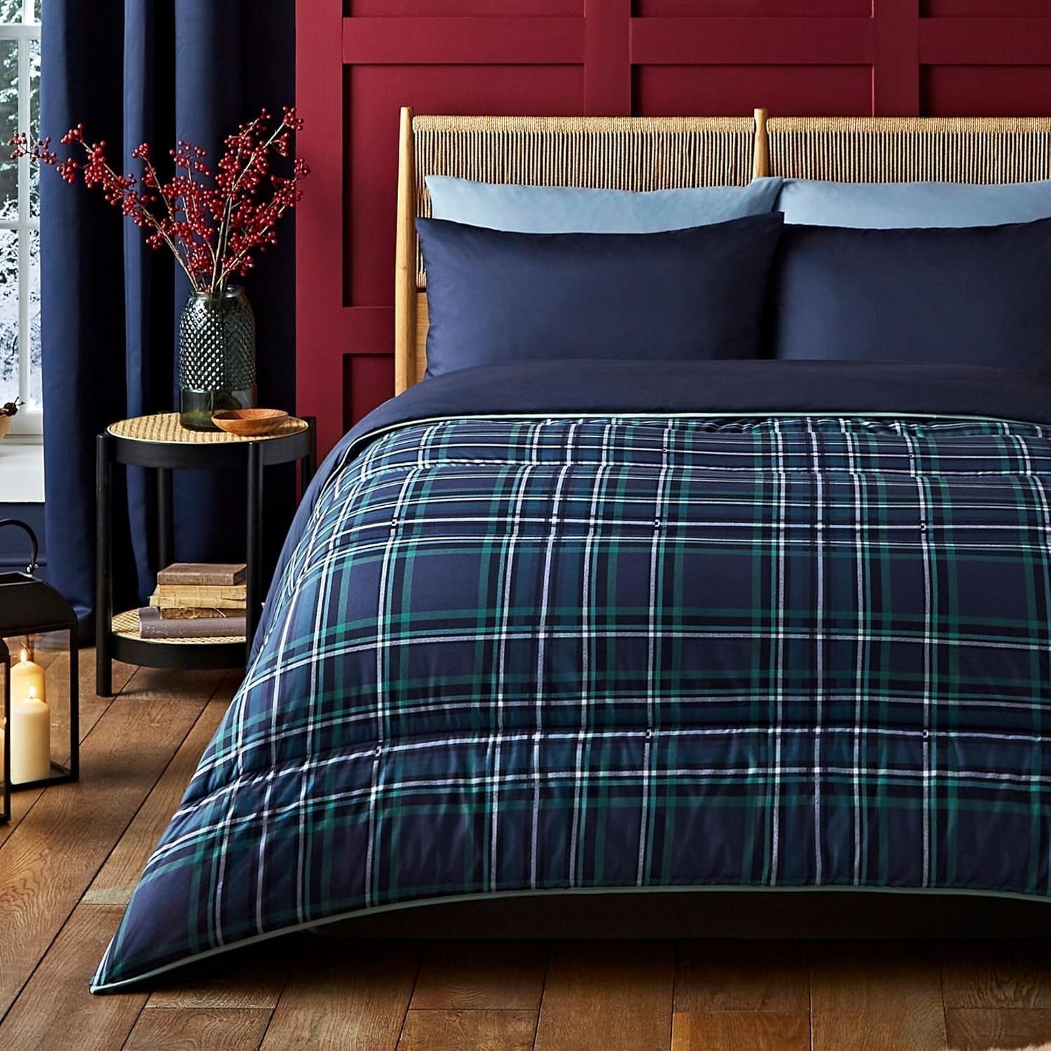 Couverture polaire Sherpa confortable Night Lark, tartan rouge classique, 9 Tog, luxueuse, moelleuse, épaisse et réversible, parfaite pour un canapé, un lit, un canapé. Hypoallergénique, lavable en machine, Taille : Lits et couettes Night Lark tartan classique bleu marine Lit double