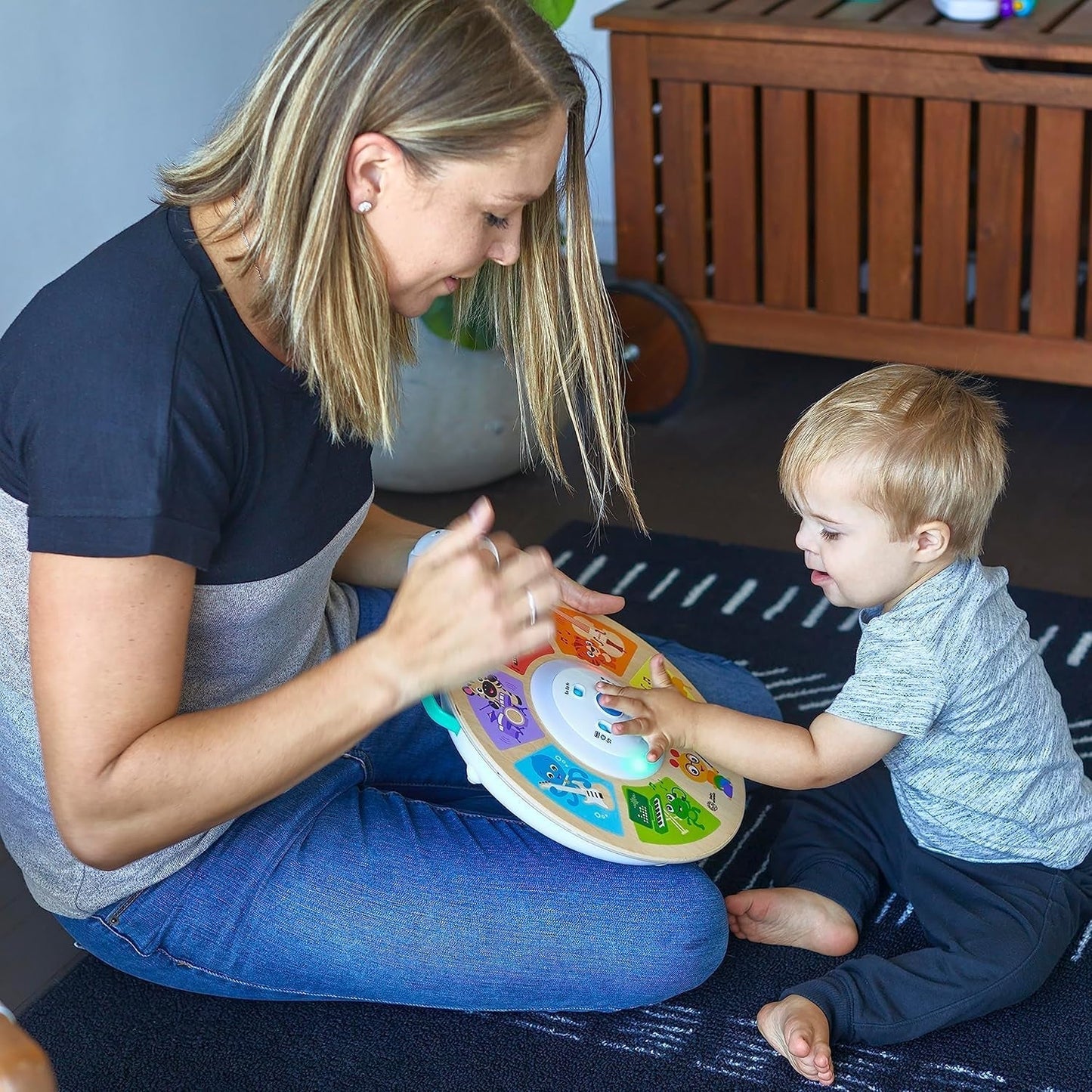 Baby Einstein, Hape, Cal's Smart Sounds Symphony Magic Touch Jouet d'activité électronique en bois en 3 langues (anglais, français et espagnol), 3 modes, à partir de 6 mois Jouets pour bébés Naty Shop