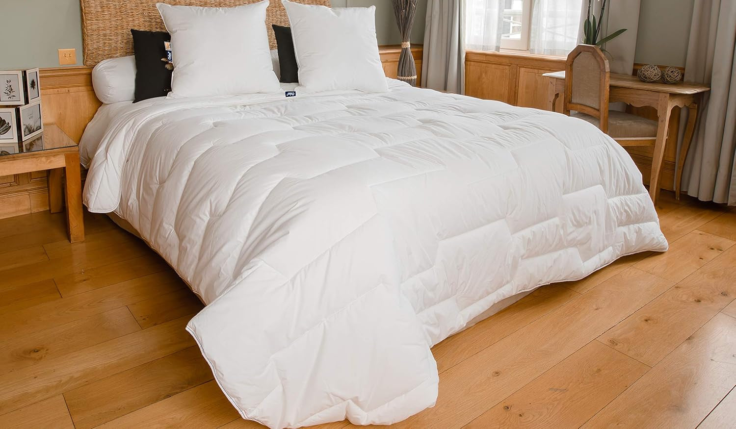 COLAS NORMAND Couette Percale Coton 260 X 240 cm Haute Qualité 100% Percale Coton Doux et Confortable Durable Finition Fine Fabriqué en France Couettes et Couettes Blanc Naty Shop