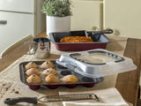 Plaque à pâtisserie Sweet Cherry, pour 12 muffins, avec couvercle, plastique acier, rouge cerise Plaques et moules à pâtisserie Naty Shop