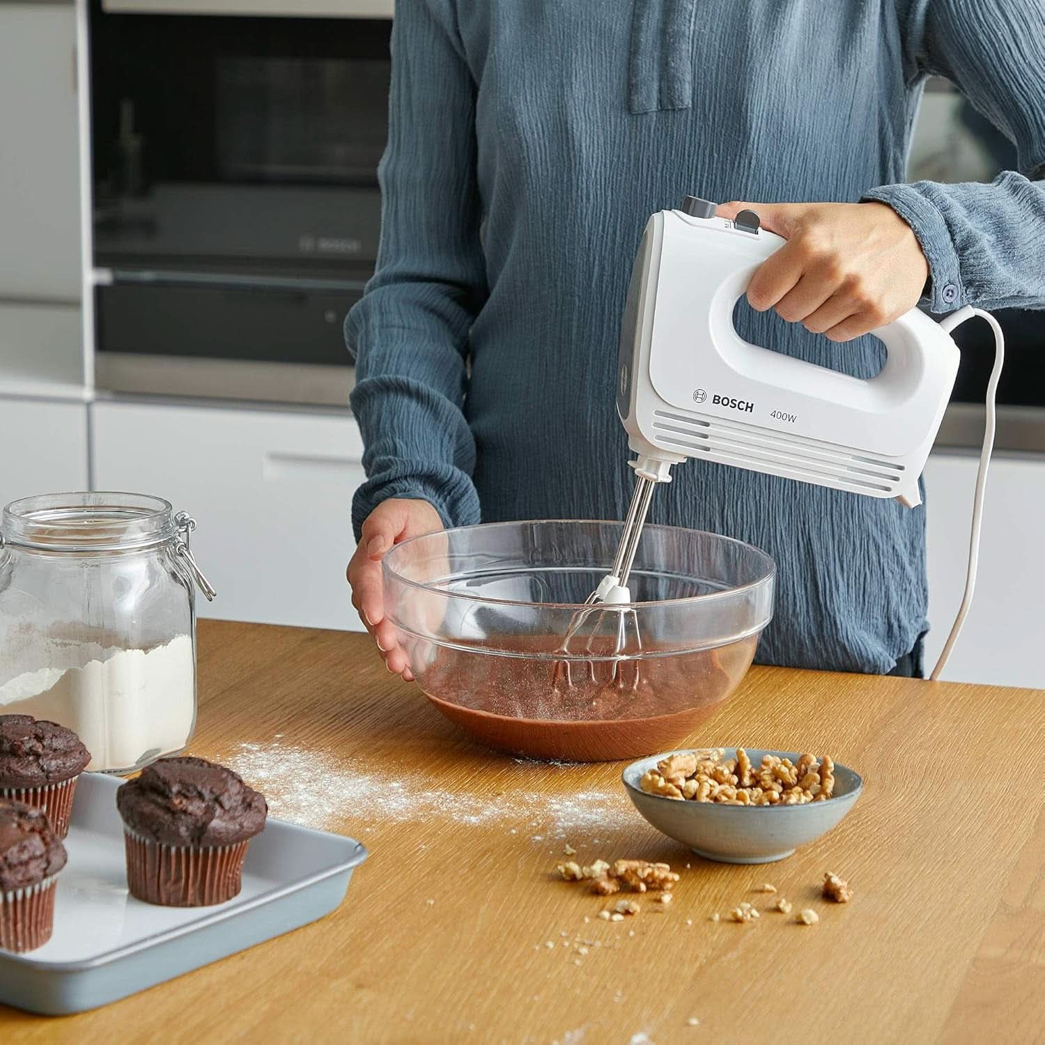 Bosch Hausgeräte Handrührer Clevermixx MFQ24200, 2 Rührbesen, 2 Spülmaschinengeeignet, 4 Stufen, Leicht, Leise, 400 W Blanc/Edelstahl Cuisine Naty Shop