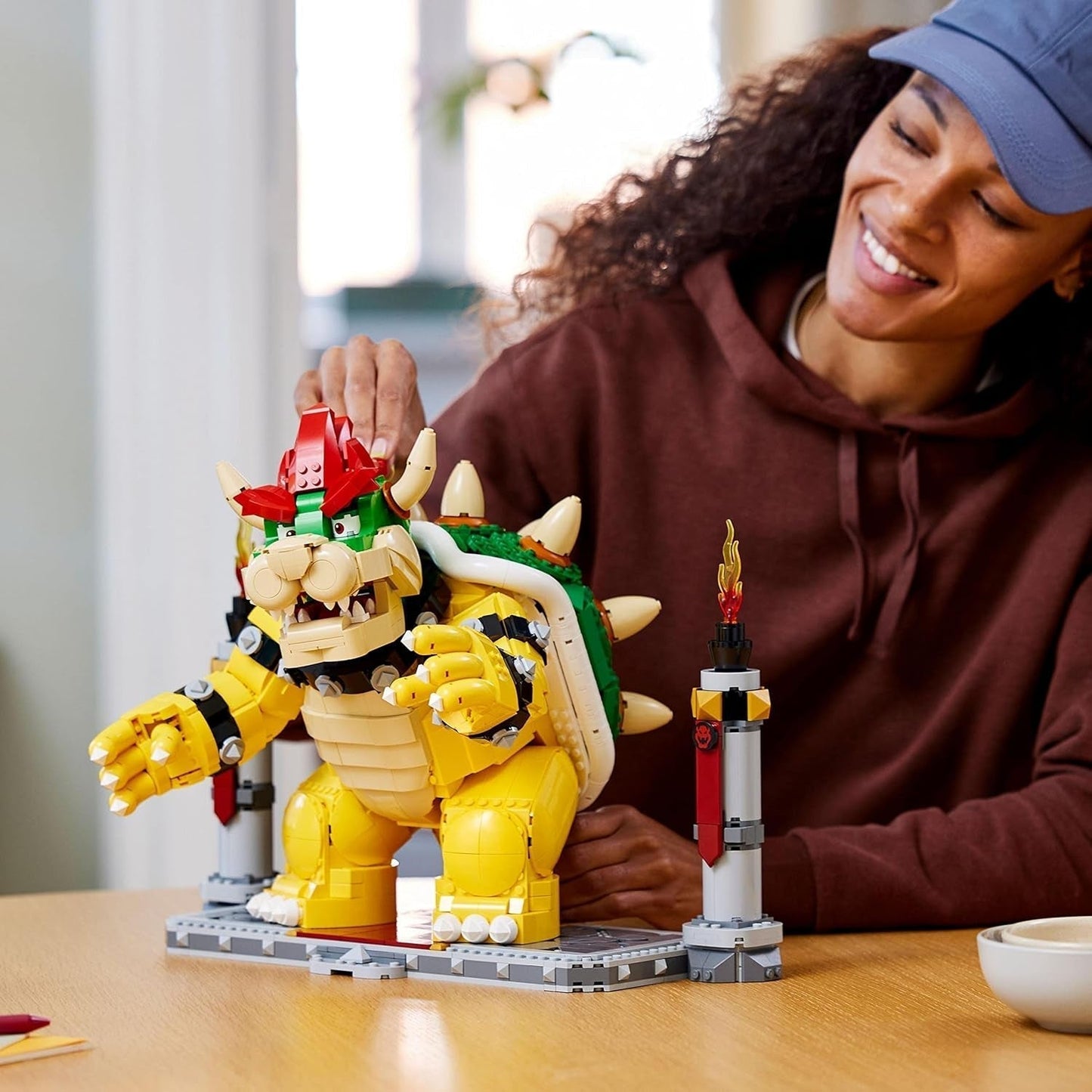LEGO Super Mario The Mighty Bowser Kit de modèle 3D Grand ensemble de figurines à collectionner comprenant une plateforme de duel Idée cadeau pour les fans À afficher comme décoration de pièce 71411 Jeux de construction Besuche den LEGO-Store