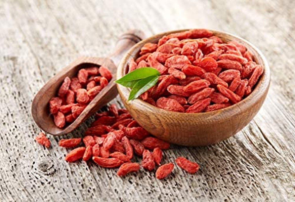 Carefood - Fruit de Goji Bio - Superfood fruits secs 100% naturels - snack bio sans sucre ajouté et adapté aux végétaliens - saveur sucrée avec une légère acidité - 200 g de produits déshydratés Naty Shop