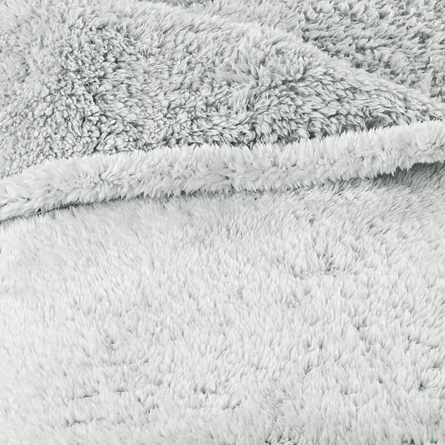 Aqua-Textil Couverture câline moelleuse 150 X 200 Cm Gris Blanc Mélange Peluche Couverture TV Couvre-lit Sherpa Polaire Oeko-Tex Ottawa Lits et Couvertures Besuche den aqua-textil-Store