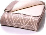 Glart Couverture confortable Fleur de Vie Rose-Écru XL, 150X200 Cm, extra moelleuse comme couverture de canapé, couverture de yoga, couverture de vie, jeté de canapé en peluche Lits et couvertures Glart Gris-écru 150X200Cm