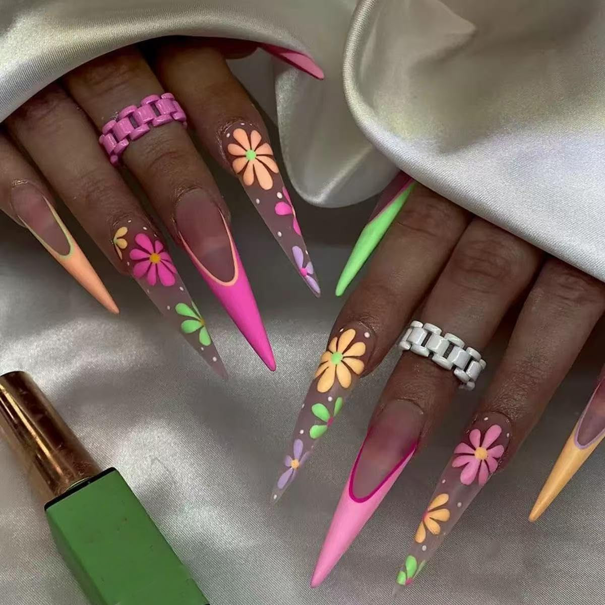 Mouyouglow longs ongles Stiletto laiteux blanc dégradé rose paillettes Cool faux ongles avec colle rose Ombre paillettes ongles artificiels