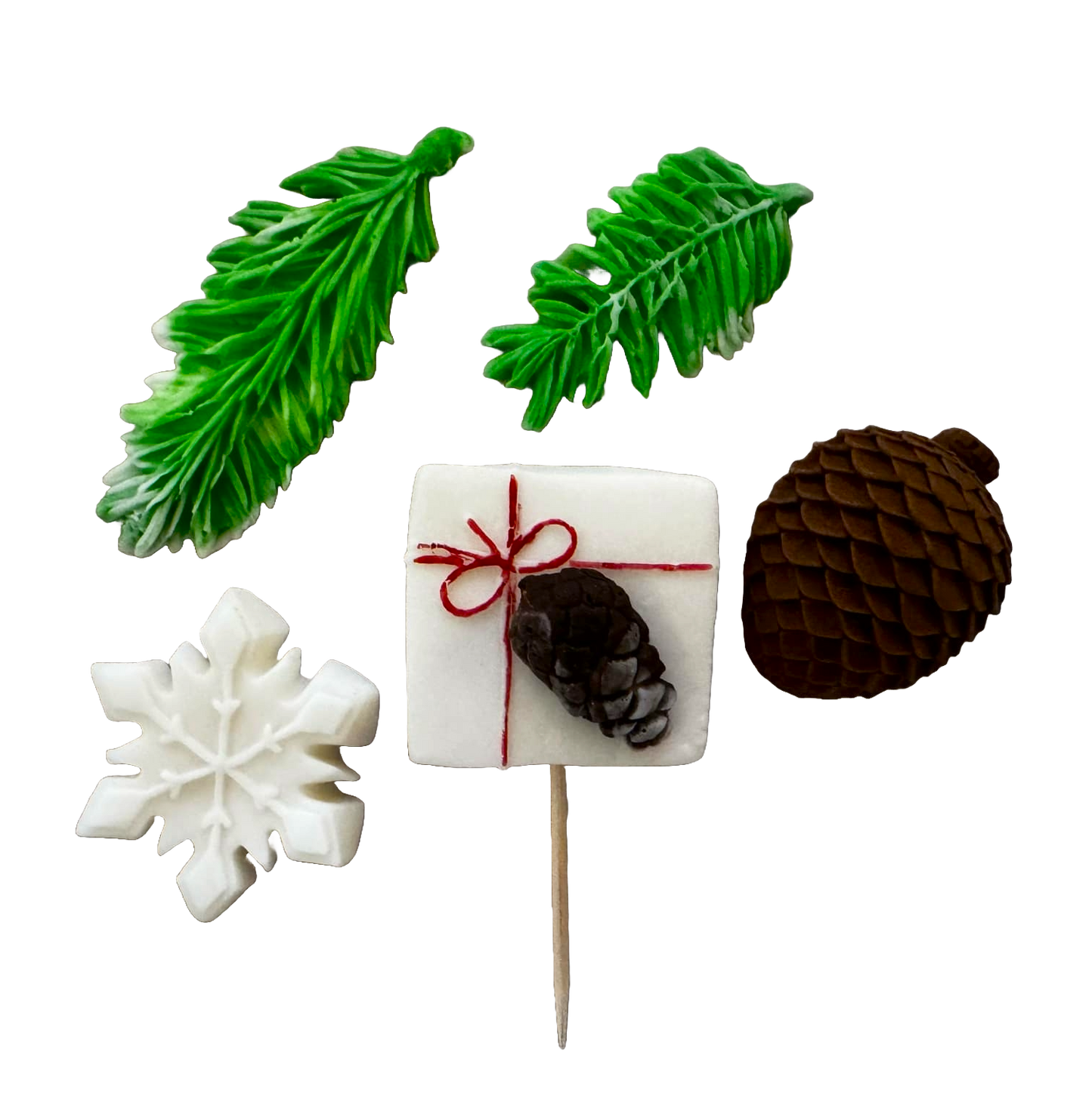 Lot de 5 décorations comestibles en pâte à sucre, Hiver, aiguilles de sapin, flocon de neige, cône Décorations en Pâte à Sucre Naty Shop