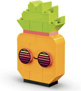 LEGO 11027 Classic Neon Creative Building Set, coffret de briques, jouet de construction avec modèles : voiture, ananas, extraterrestre, patins à roulettes, figurines et plus encore, pour les enfants à partir de 5 ans Jeux de construction Besuche den LEGO-Store