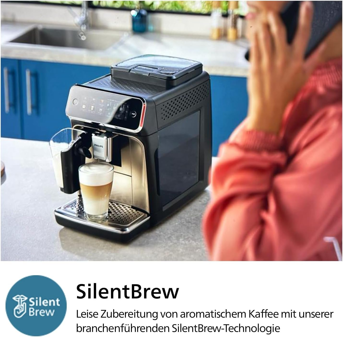 Machine à expresso automatique PHILIPS série 3300 - 6 boissons, écran tactile couleur moderne, système de préparation de lait LatteGo, SilentBrew, moulin 100% céramique, filtre AquaClean. Chromé noir (EP3347/90)