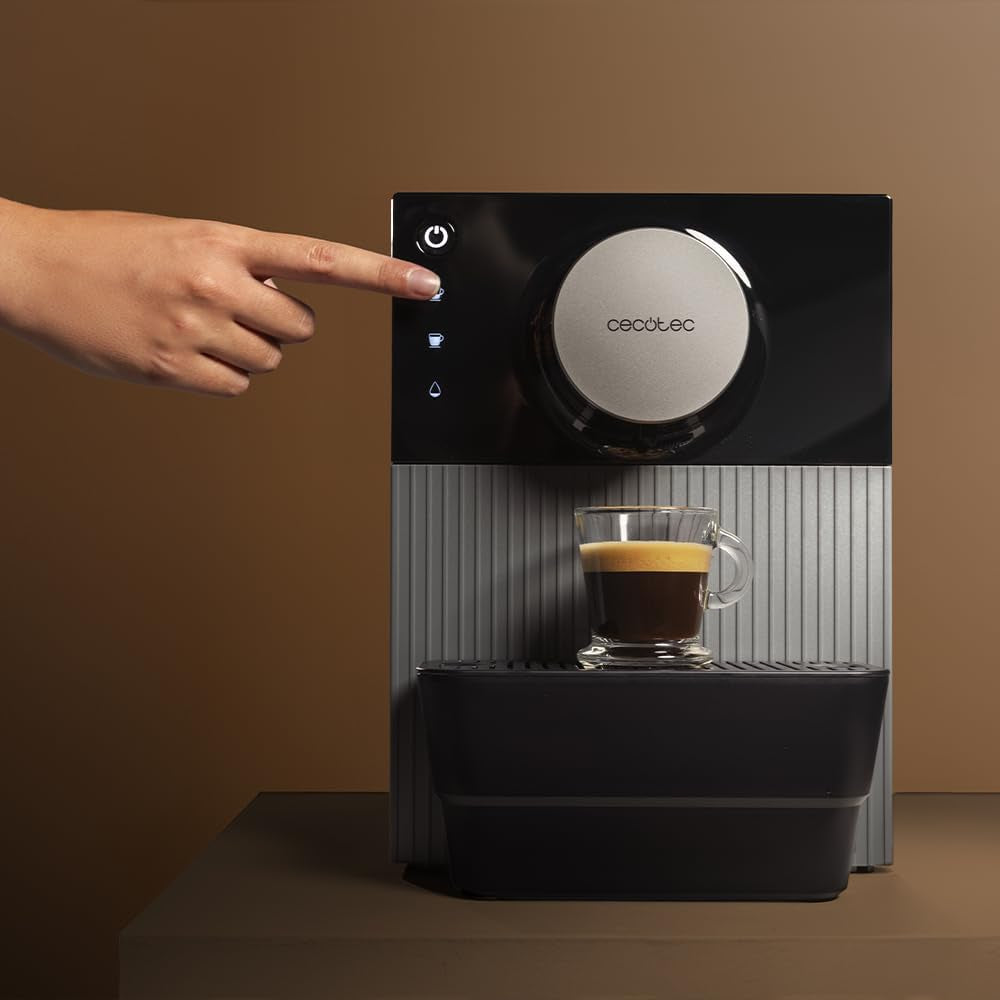 Machine à expresso compacte Cecotec Cremmaet Cube, 1350 W, système de pressage 10 g, système de pré-infusion, 19 bars, système thermobloc, 5 réglages de mouture, panneau de commande tactile