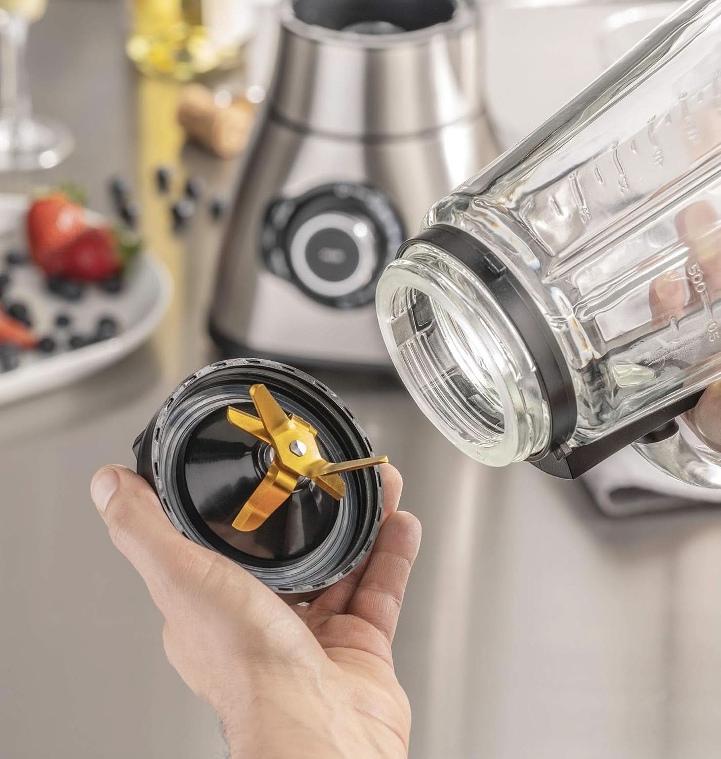 CASO B 1800 Powerblender-Set - Batteur sur socle, 28 000 U/Min, Glasbehälter 1,75 L, Inkl. Trinkflasche Und Zerkleiner, Mixer Testsieger Mit Sehr Gut, Edelstahl Naty Shop