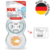 NUK Space Sucette pour bébé 6-18 mois, très grandes ouvertures pour peaux sensibles, silicone sans BPA, motif zèbre, lot de 2
