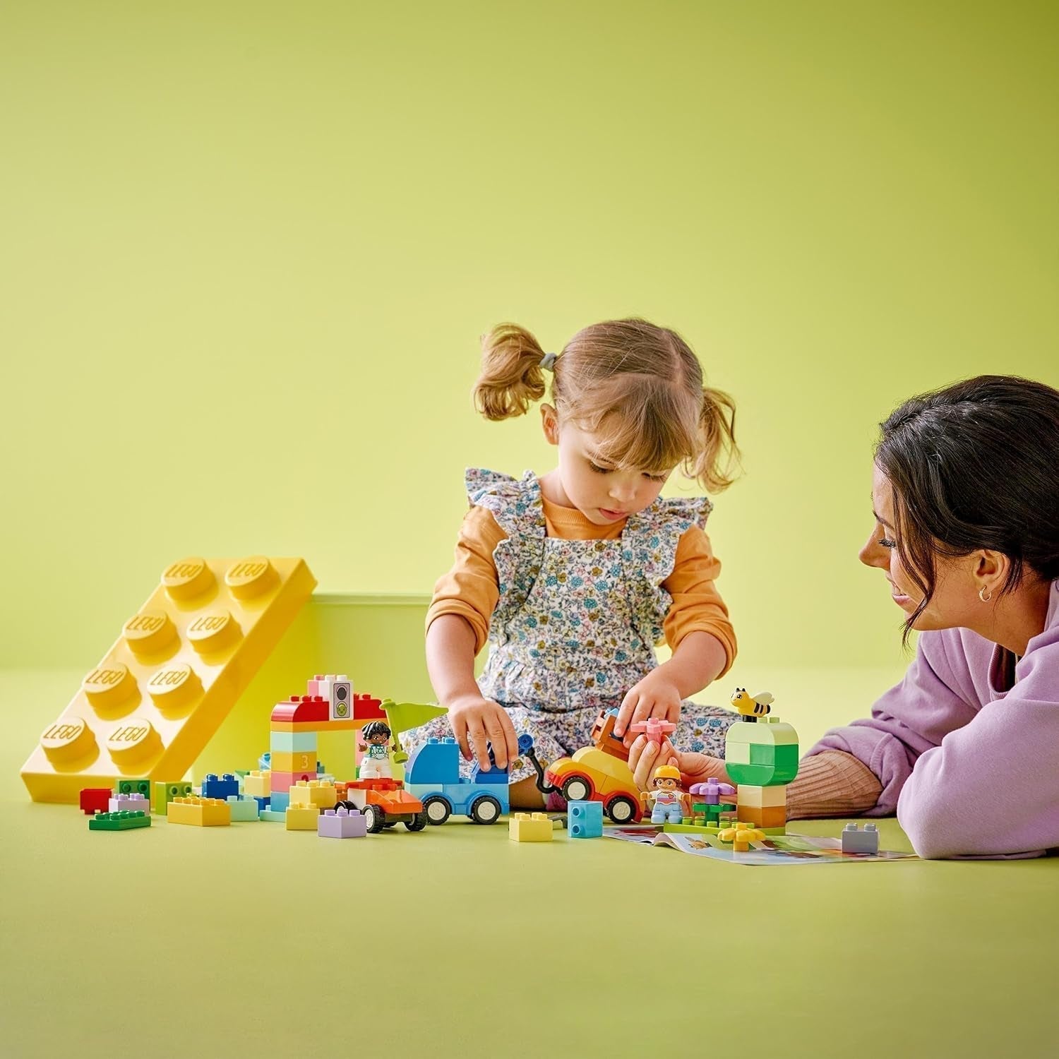 LEGO DUPLO Classic Brick Box Voitures et camions, ensemble de jeu de véhicules pour enfants à partir de 1,5 ans, jouet d'apprentissage créatif, jouet de voiture et ensemble de voiture de course 10439 Jeux de construction Besuche den LEGO-Store