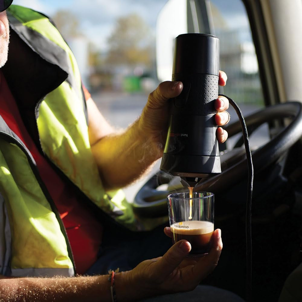 Handpresso - Camion café à main 21010 | Machine à expresso avec capsules Senseo pour camions 24V | Machine à expresso pour camion 24 V, machine à expresso à capsules de voyage | Machine à expresso pour camion 24 V pour les voyages