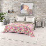 Couette d'été imprimée fantaisie, rembourrage en polyester, pétales, 260 x 270 cm.