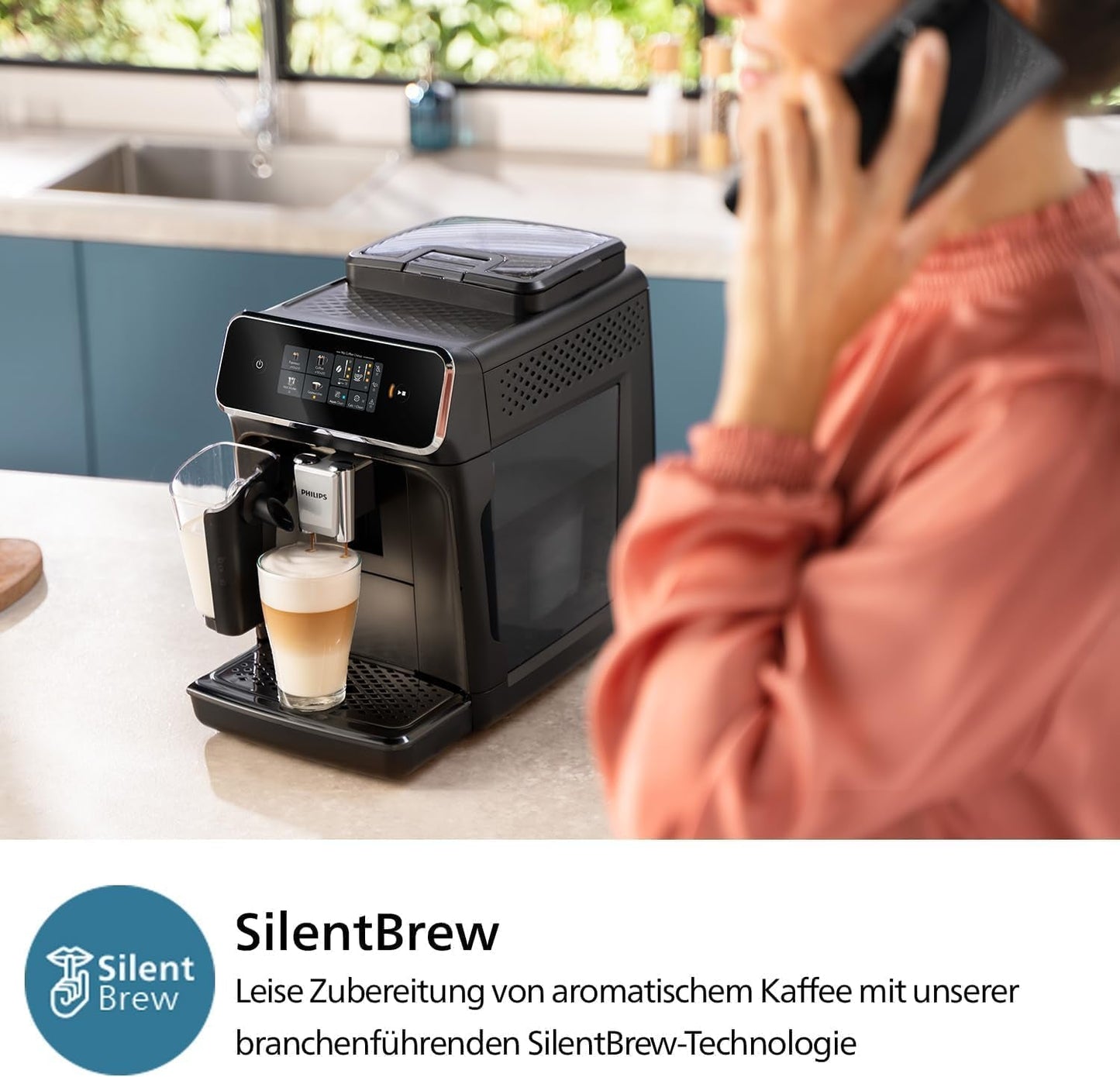 Machine à expresso automatique PHILIPS série 2300 - 4 boissons, écran tactile couleur moderne, système de préparation de lait LatteGo, SilentBrew, moulin 100% céramique, filtre AquaClean. Noir mat (EP2330/10)