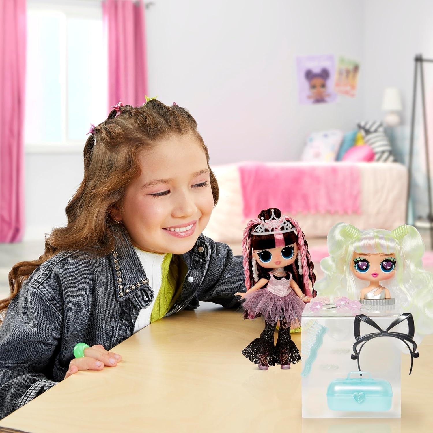 MDR. Surprise Tweens Surprise Swap Series - Bronze-2-Blonde Billie - Poupée de mode avec plus de 20 accessoires, y compris un accessoire de coiffure et de mode et des accessoires - idéal pour les enfants à partir de 4 ans