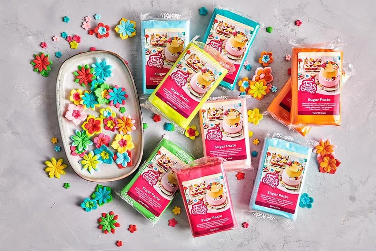 Rouleau fondant FunCakes Red Earth, facile à utiliser, lisse, souple, souple et souple, parfait pour décorer les gâteaux, halal, casher et sans gluten, paquet de 250g 1 Pâte à Sucre Naty Shop
