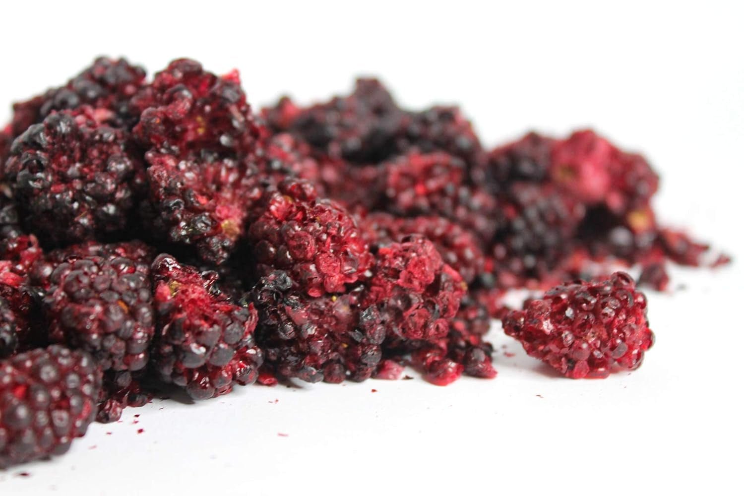 Mûres entières lyophilisées 100g - Fruits lyophilisés - Fruits secs lyophilisés - Mûres entières lyophilisées pour pâtisserie, décoration gâteaux, snacks, muesli, desserts Produits déshydratés Naty Shop