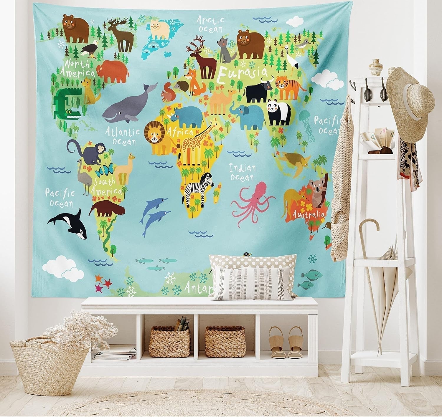 Tapisserie abakuhaus esprit d'aventure dessins de carte du monde animal Maison - Accessoires et Décoration Naty Shop Bleu pâle Jaune-vert 150L X 110B Cm
