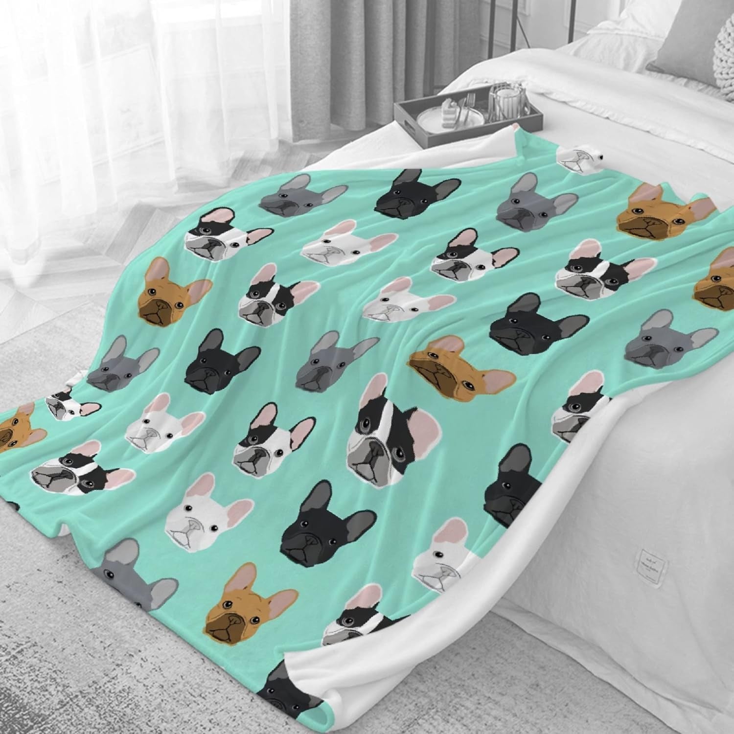 Tapisserie bouledogue français avec motif imprimé devant la Maison - Accessoires et Décorations Naty Shop