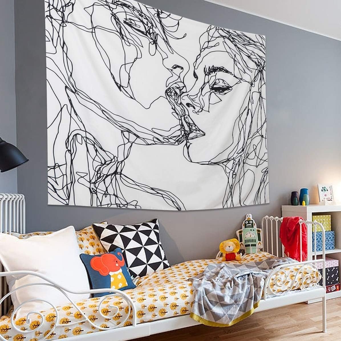 Tapisserie lomohoo croquis abstrait art noir blanc baiser Accueil - Accessoires et Décorations Naty Shop